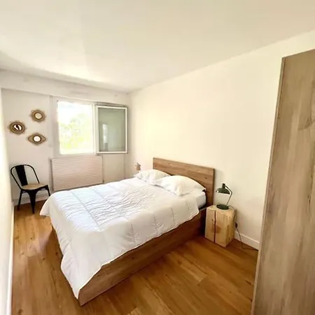 Superbe Avec Parking Appartement *